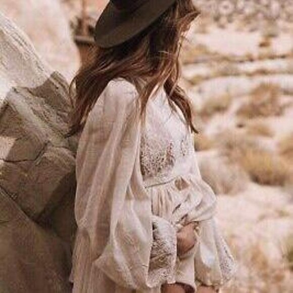 Spell (and The Gypsy) Boho Festival Scorpio Blouse - Picture 2 of 11